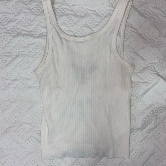 brandy melville butterfly tank !! - Picture 2 of 3